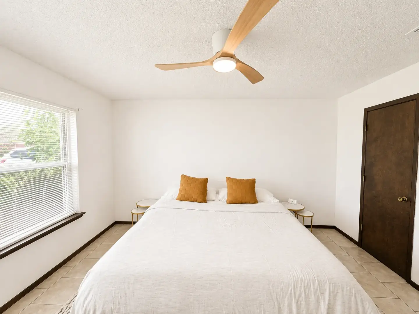 High Plains House furnished home photo 6