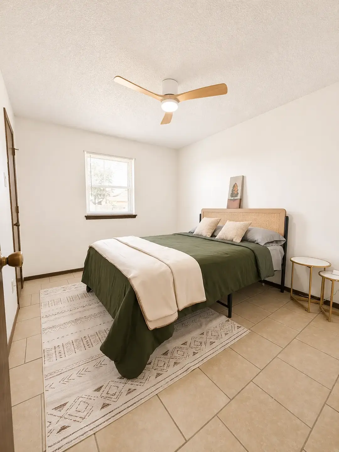 High Plains House furnished home photo 9