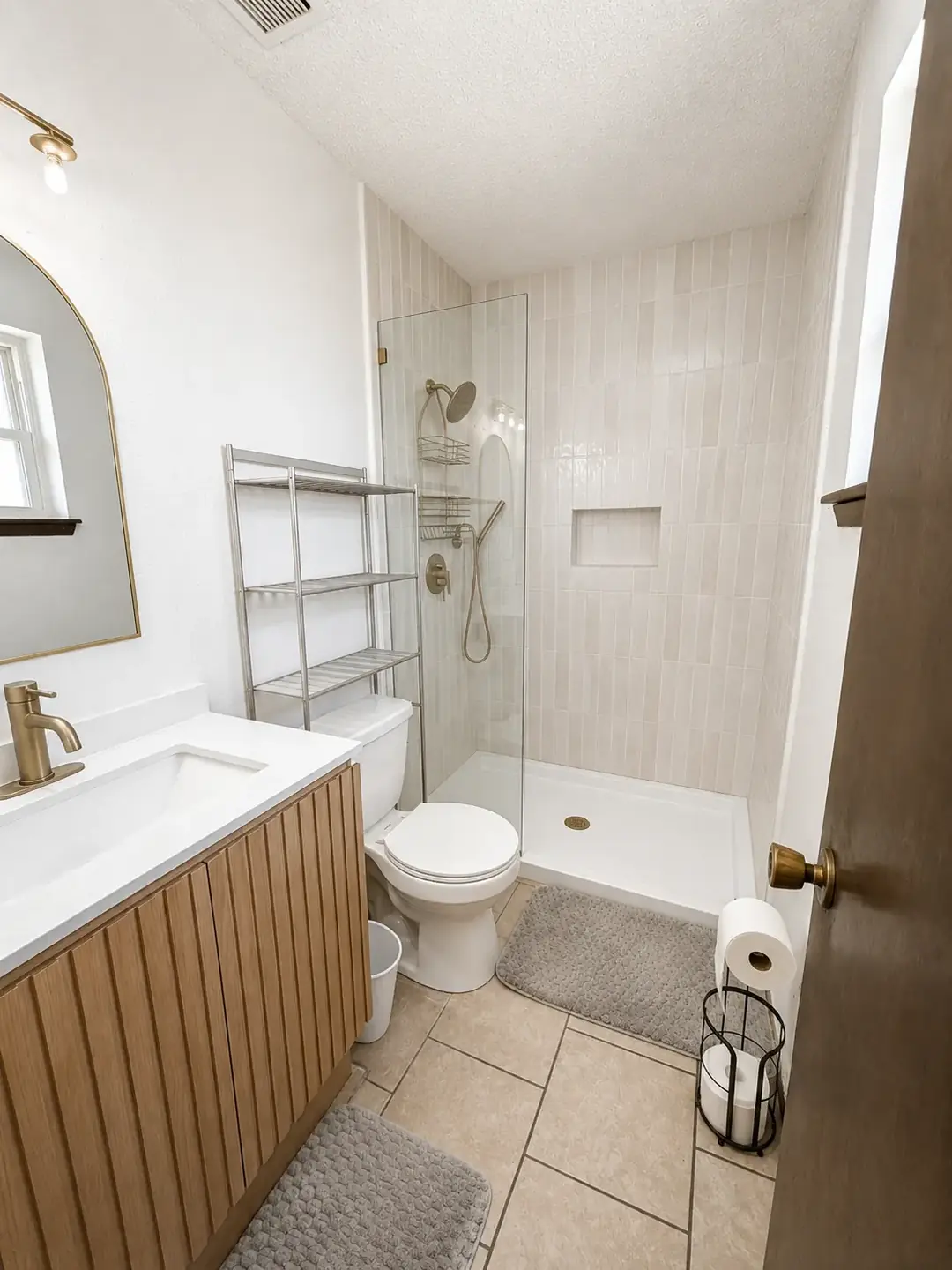 High Plains House furnished home photo 11