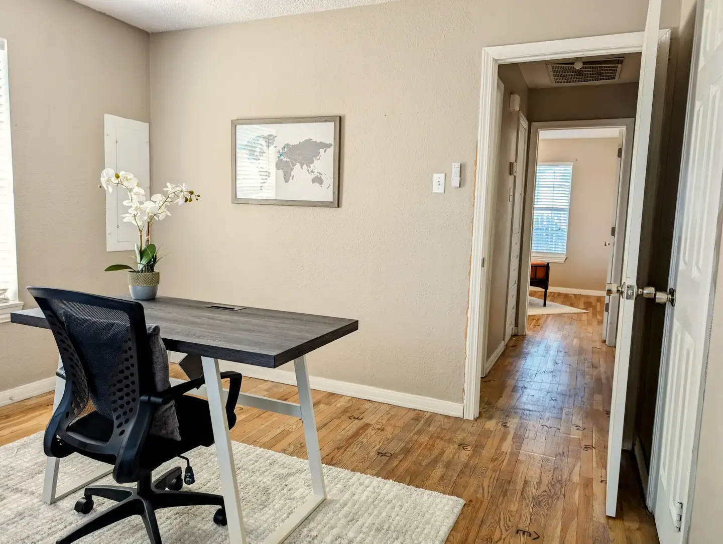 Plaza House furnished home photo 12